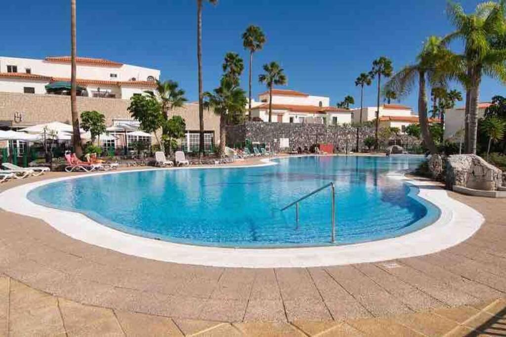 Palm Villa 1 Bed Apartment Overlooking Golf Course Σαν Μιγκέλ ντε Αμπόνα Εξωτερικό φωτογραφία